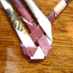 Țesut trese plate din tubii ziare Crafts practice din resturi de materiale