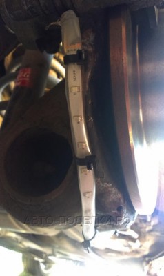 Unitatea de iluminare din spate cu mâinile, meserii pentru automobile (CD-uri) Unitatea de iluminare din spate cu mâinile, meserii pentru automobile