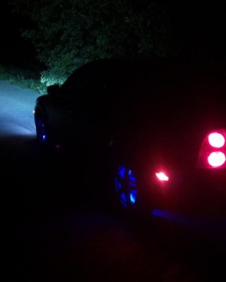 Unitatea de iluminare din spate cu mâinile, meserii pentru automobile (CD-uri) Unitatea de iluminare din spate cu mâinile, meserii pentru automobile