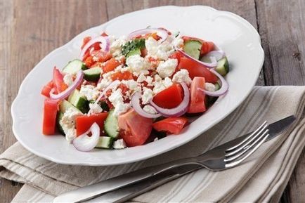 salate simple cu branza gătești delicios și rapid!