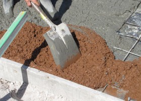 Calculul de beton pe bandă fundație, țiglă, columnar