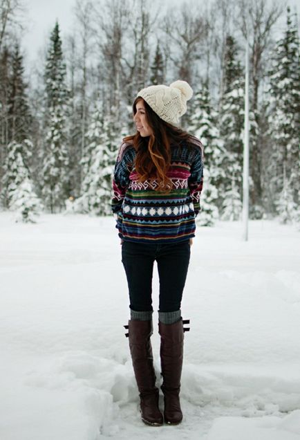 Din ceea ce sa poarte sosete lungi de mare, ce să poarte în șosete de iarnă cald tricot, imagine de studio