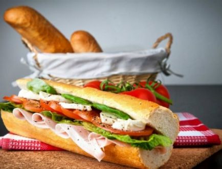 Sandwich-uri sunt rețete simple și delicioase de casă cu pas cu pas fotografii