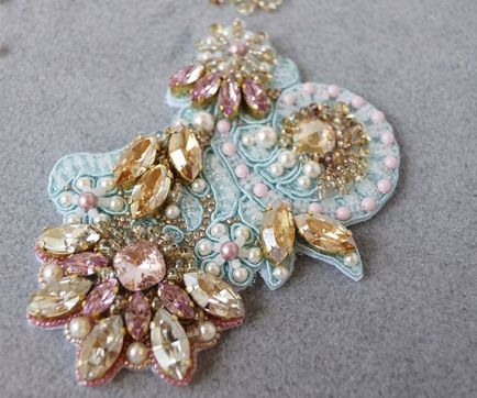 Rhinestones și Rivoli în crearea de bijuterii (Rivoli) Rhinestones și Rivoli în crearea de bijuterii