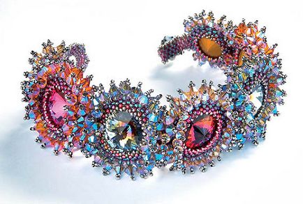 Rhinestones și Rivoli în crearea de bijuterii (Rivoli) Rhinestones și Rivoli în crearea de bijuterii