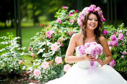 coroană de flori de nunta pe cap de flori, fotografii