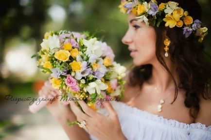 coroană de flori de nunta pe cap de flori, fotografii