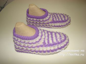 Papuci model de 32 spițe de papuci tricotate, de tricotat pentru femei