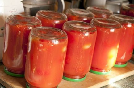 Rosii in suc propriu - o colecție de rețete - tomatomaniya