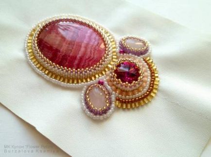 Jewellery Beaded pentru schemele de începători, fotografii și clipuri video cu u