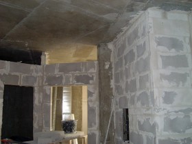 Alegerea tipului de material pentru pereții în apartament, o comparație a materialelor pentru compartimentari interioare