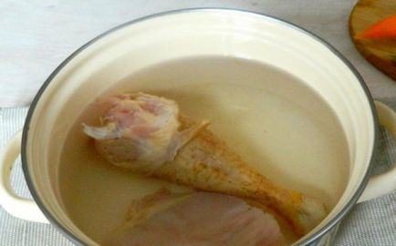 Casă delicioase rețete supa de pui cu pas cu pas fotografii