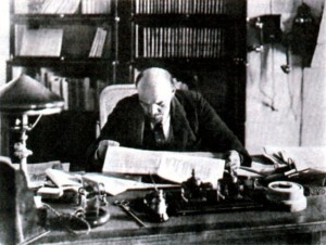 Vladimir Ilich Lenin (Ulianov) - liderul proletariatului mondial, 100 monarhi mari și conducători