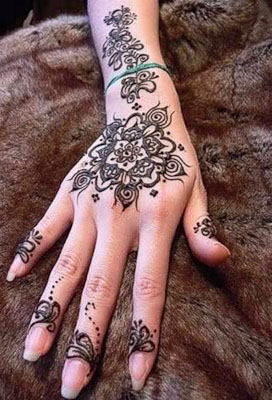 Totul despre pictura henna acasă