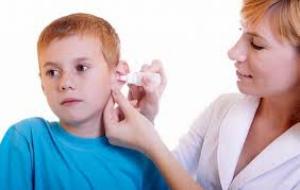 хвороби вух у людини симптоми і лікування