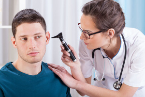 лікування отиту зовнішнього вуха