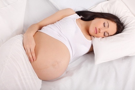 безсоння вагітність час боротися робити пізній термін ранній третій триместр сон вагітна жінка