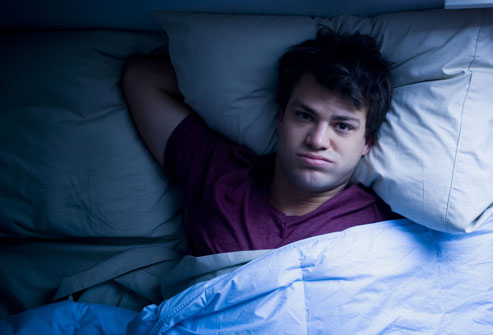 причини безсоння у чоловіків