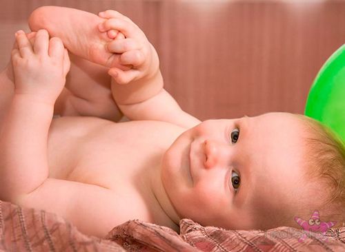 як позбавити новонародженого від гикавки