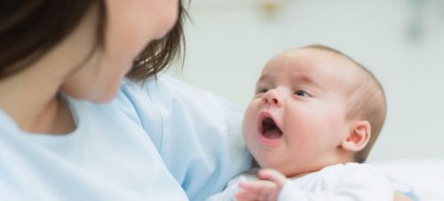 як лікувати гикавку у новонародженого