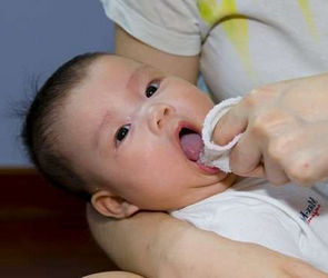 як лікувати молочницю мовою у новонародженого