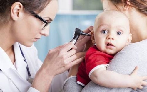 як лікувати вуха у дитини