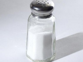 як вилікувати геморой сіллю